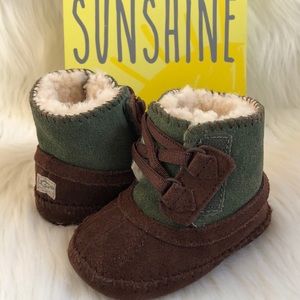 UGG INFANT BOY SHEARLING SUEDE BABY BOOTIES 2/3 🆕